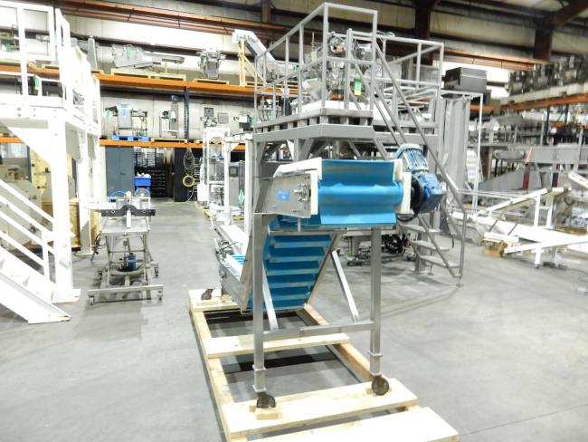 Used blue belt incline conveyor for transferring bulk product for sale ...