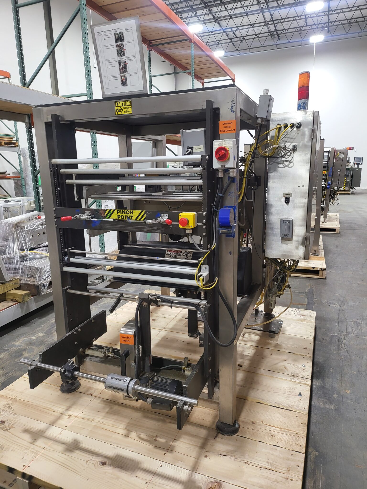 Matrix Packaging Machinery VFFS Pro Series 200915SLXRX 2002